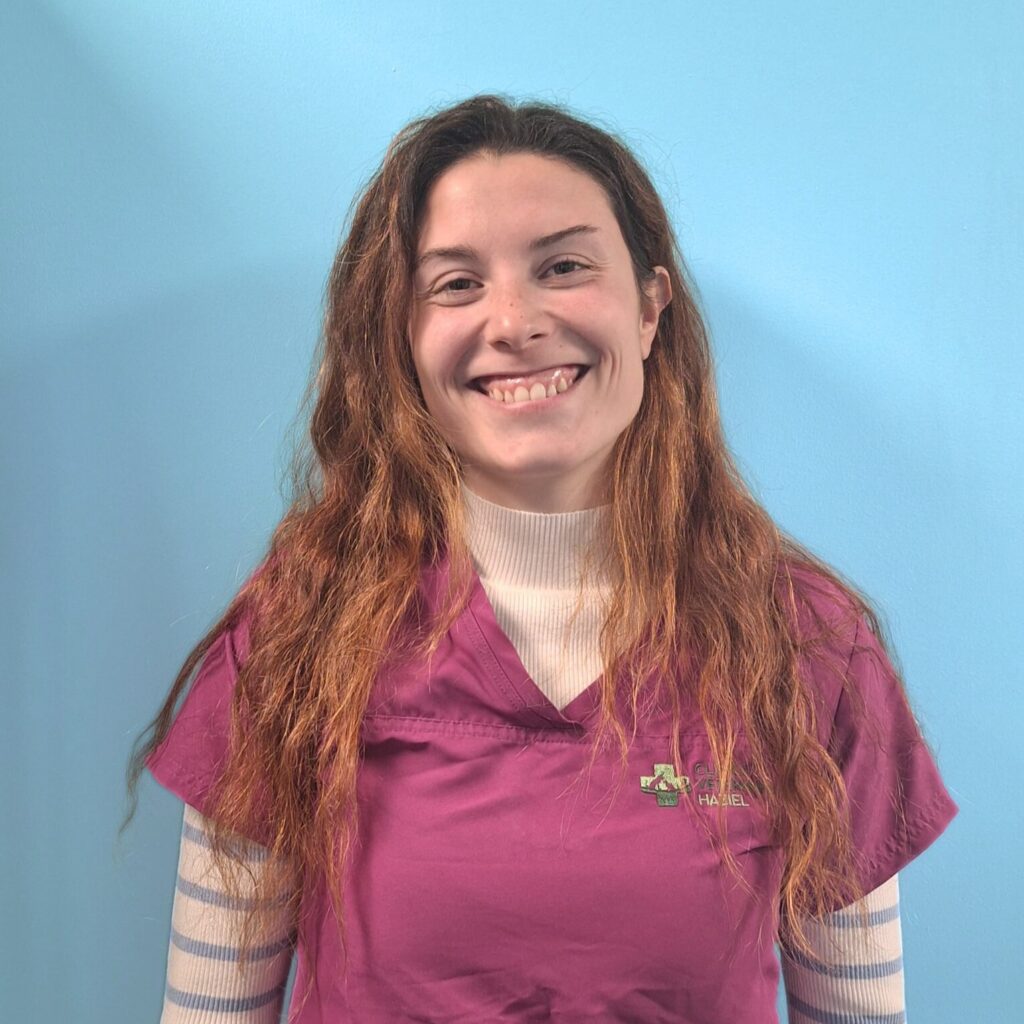 La Dott.ssa Giulia Cabona della Clinica Veterinaria Haziel